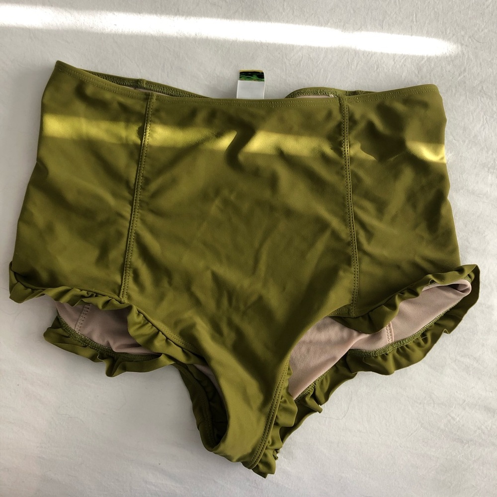 Kortni Jeane “All Ruffled Up” Bottoms